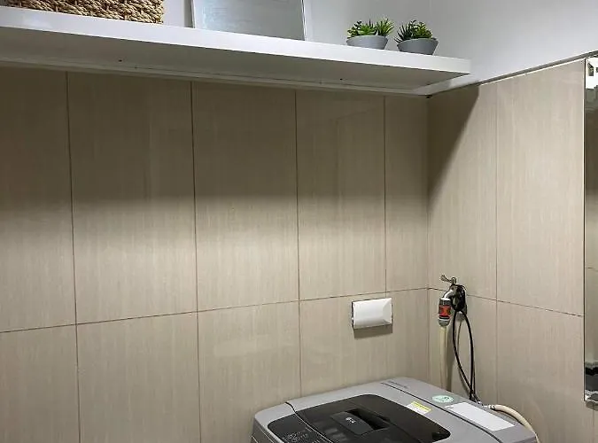 Apartment Moa Staycation Shell Residences Pasay Darpm